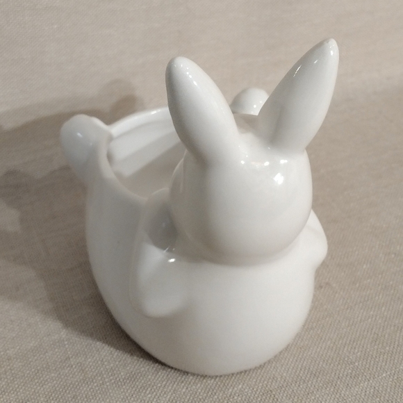 Crescent Enterprise White Ceramic Bunny Bowl / Planter - Picture 4 of 10